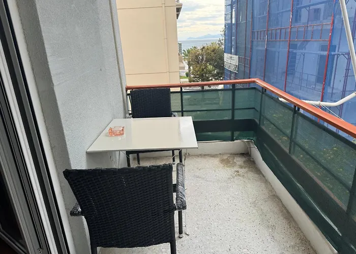 Apartment By Paleo Faliro, Really Close To The Sea